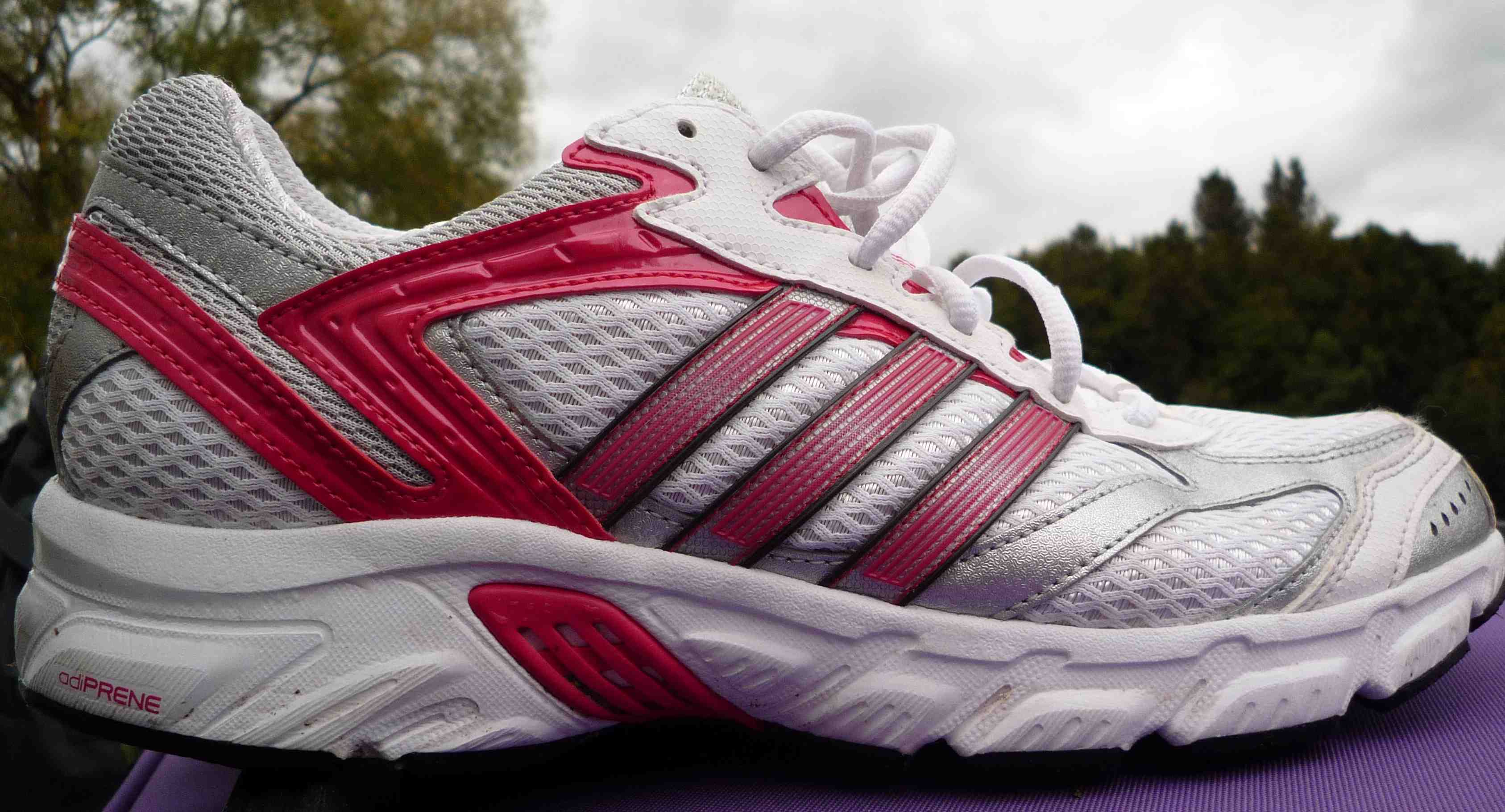 ADIDAS WOMENS TRAINERS size 8.5 (US) (UK 7) | Moving Overseas Sale